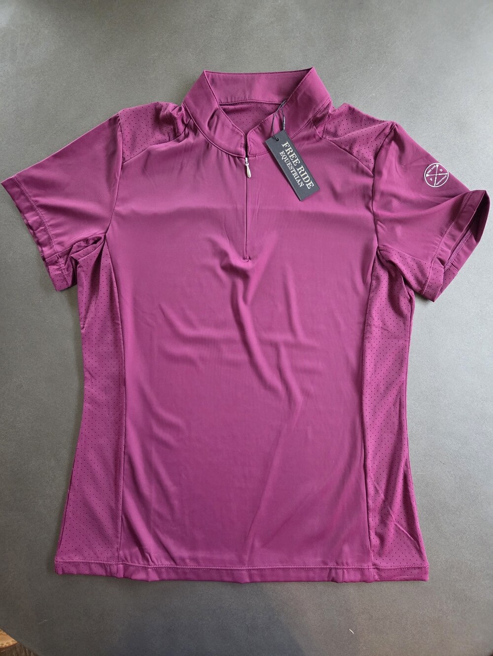 Free Ride Equestrian Short Sleeve Sara Sun Shirt Size Medium NWT $65 Raspberry - Picture 2 of 6